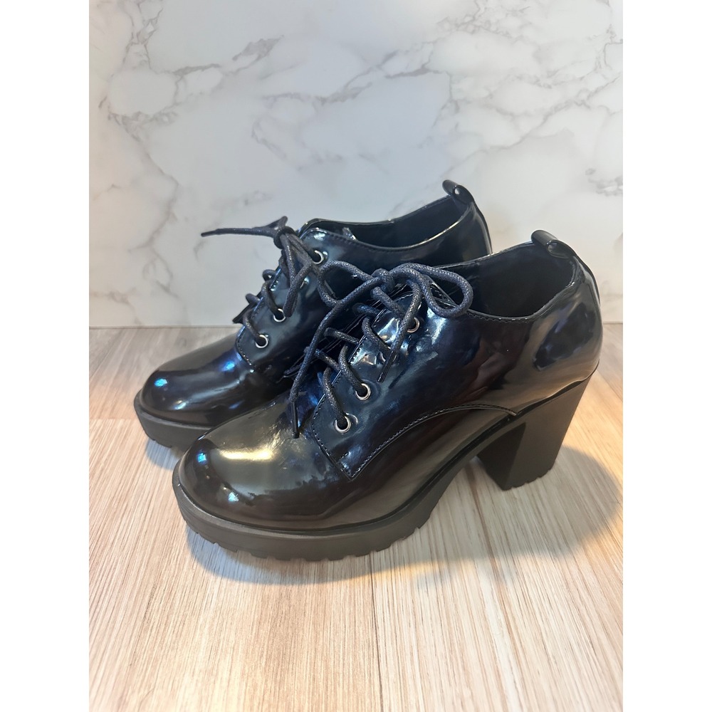 Top Moda Women's Black Platform Heel Lug Sole Lace Up Ankle Boots - Picture 1 of 7